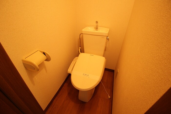 物件内観写真11　(トイレ)