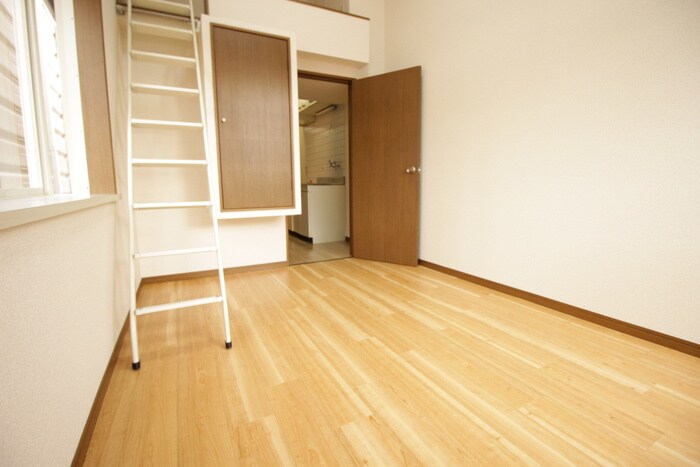 物件内観写真13　(居室)