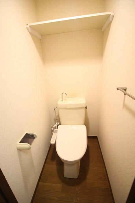 物件内観写真14　(トイレ)