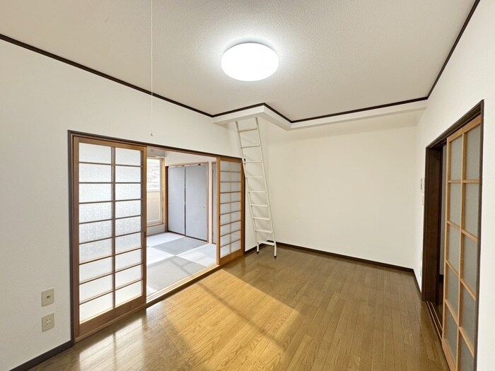 物件内観写真16　(居室)