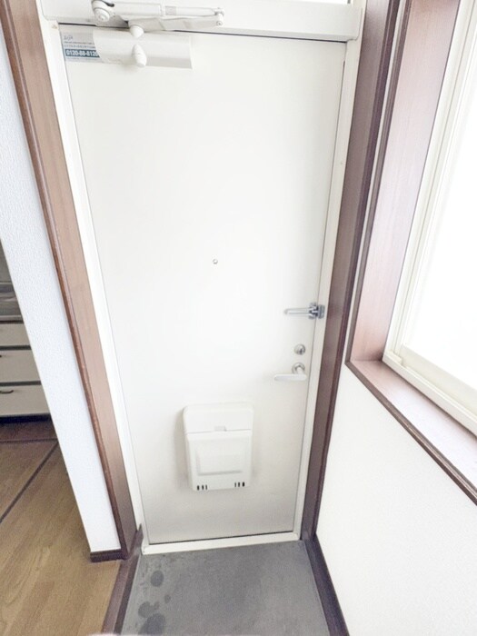 物件内観写真19　(玄関)