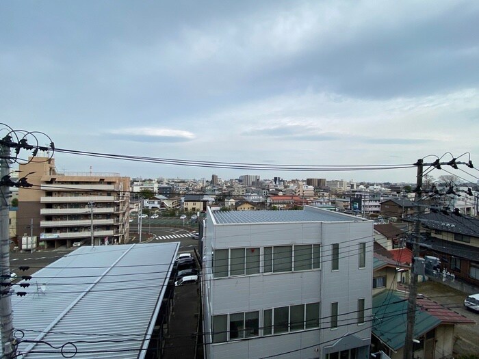 物件内観写真20　(室内からの展望)