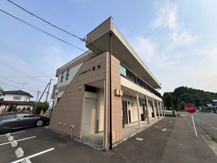 物件外観写真5　(エントランス部分)