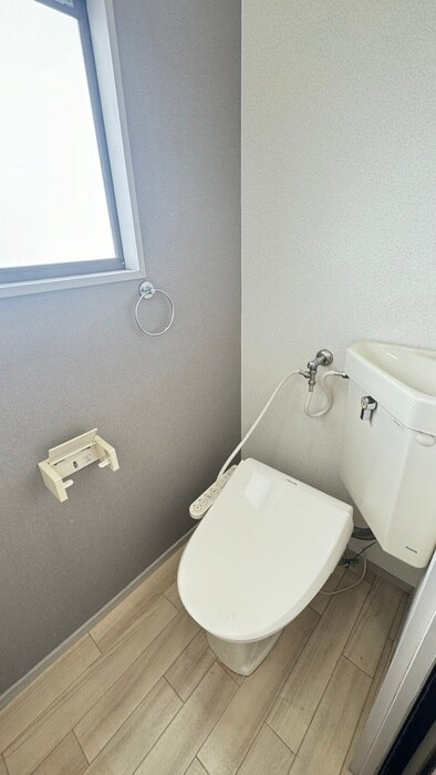 物件内観写真14　(トイレ)