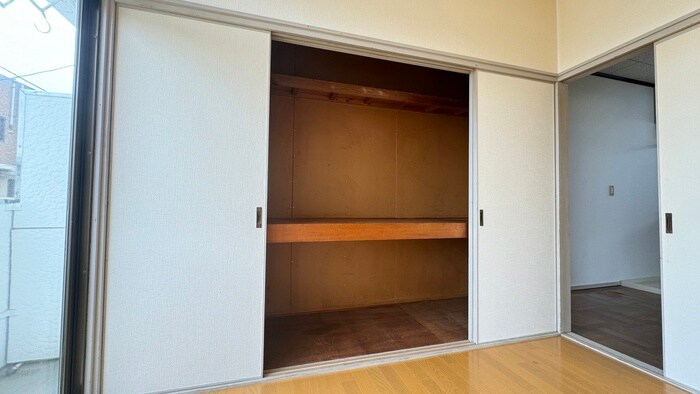 物件内観写真15　(収納)