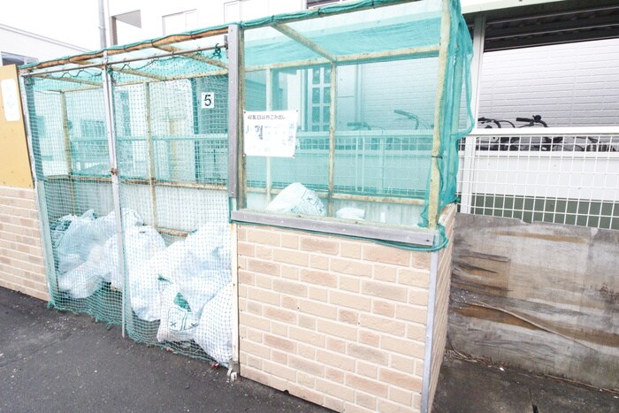 物件外観写真4　(建物設備)