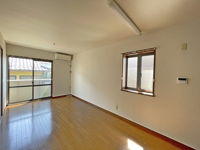 物件内観写真22　(居室)