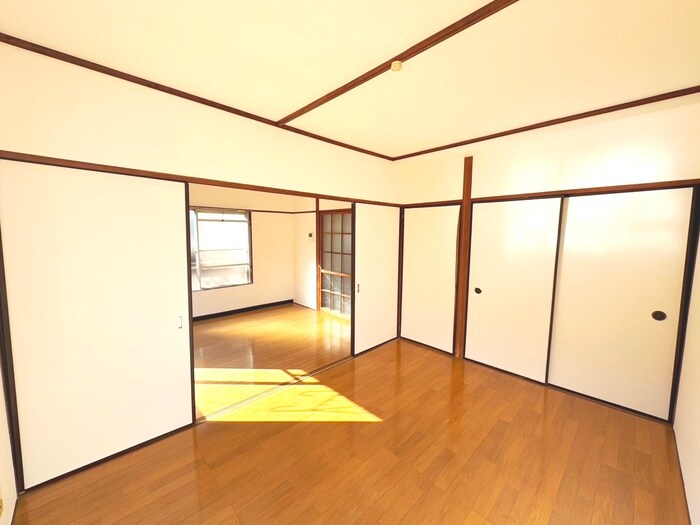 物件内観写真8　(居室)