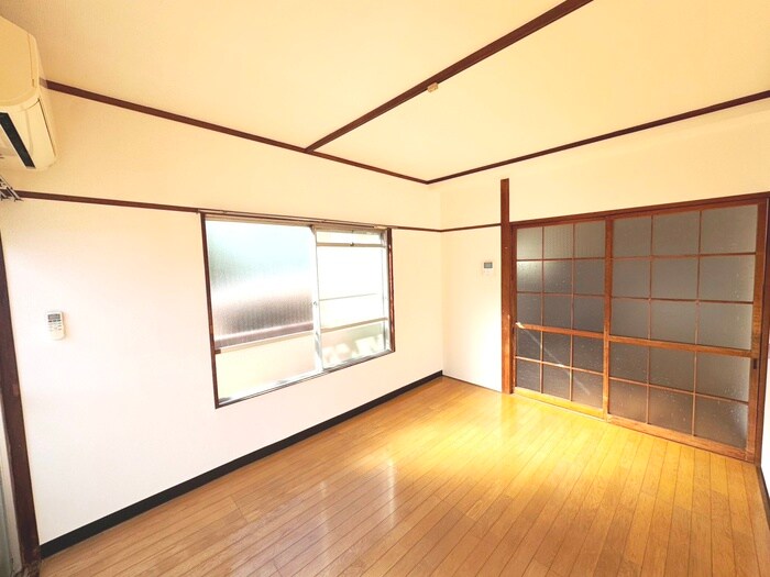 物件内観写真10　(居室)