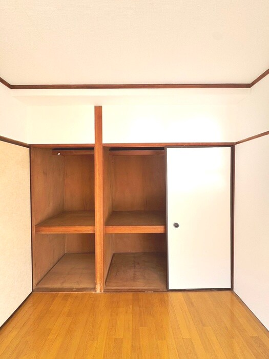 物件内観写真15　(収納)