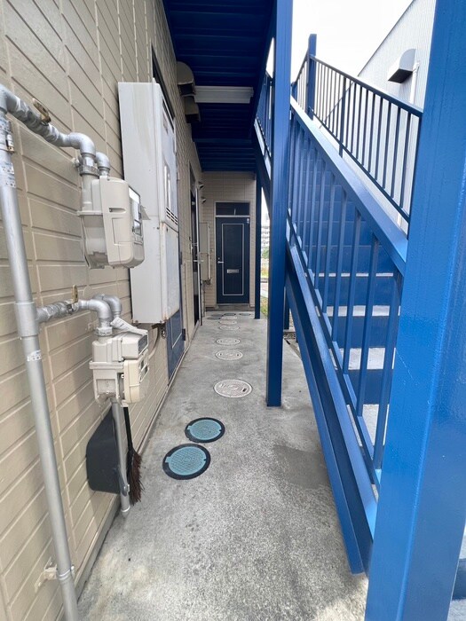 物件外観写真4　(エントランス部分)