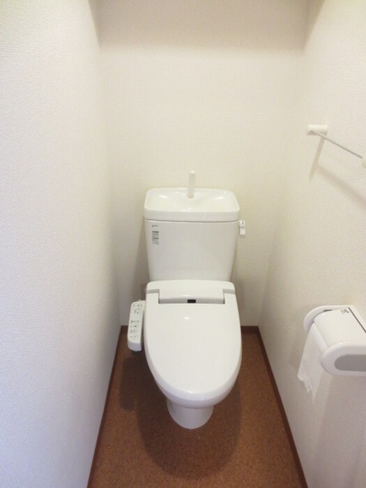 物件内観写真11　(トイレ)