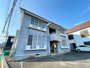 高秀ハイツ外観写真