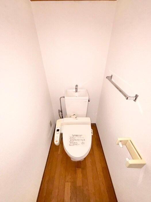 物件内観写真14　(トイレ)