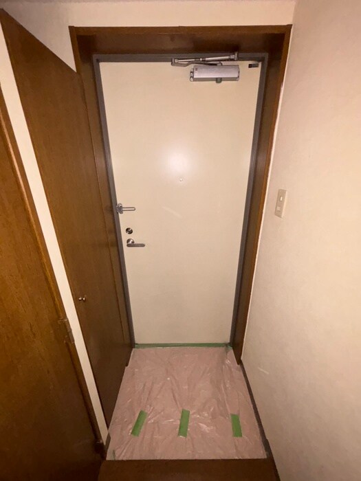 物件内観写真19　(玄関)