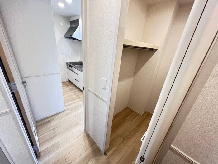 物件内観写真12　(収納)
