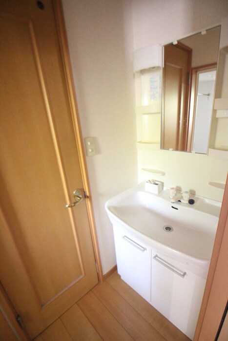 物件内観写真10　(洗面)