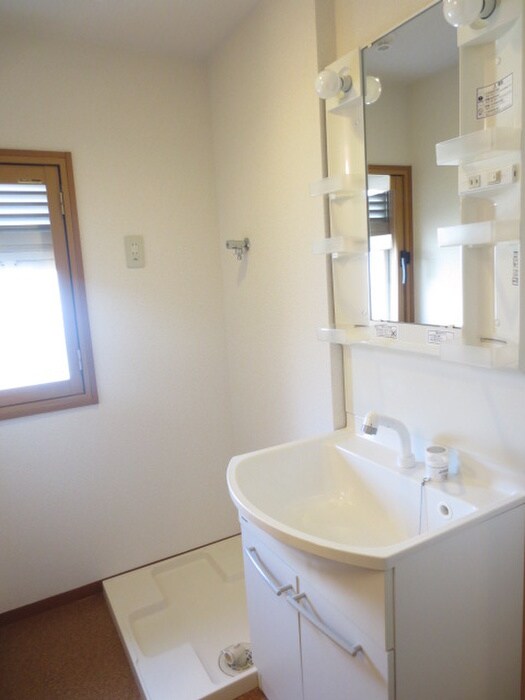 物件内観写真11　(洗面)