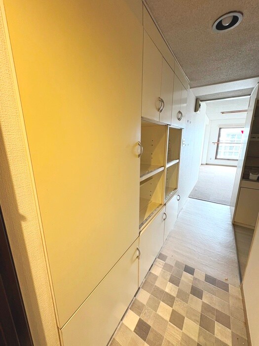 物件内観写真15　(靴箱)