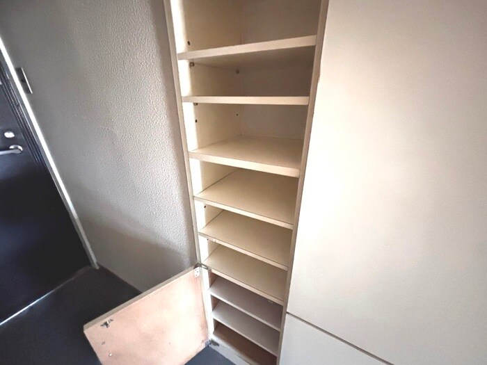 物件内観写真19　(靴箱)