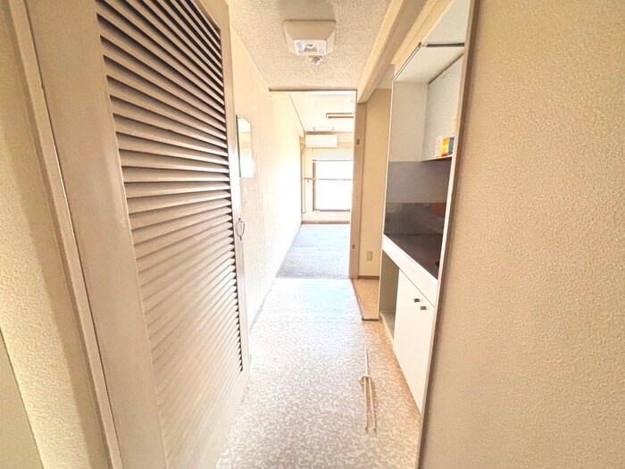 物件内観写真20　(廊下)