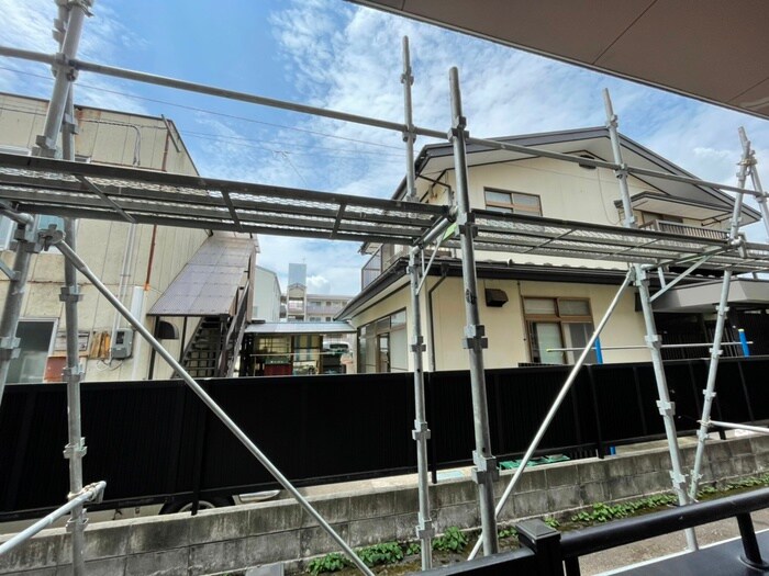 物件内観写真20　(室内からの展望)