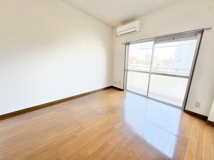 フォレスタはちまんの居室