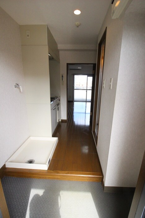 物件内観写真10　(廊下)