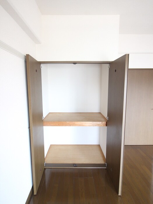 物件内観写真15　(収納)