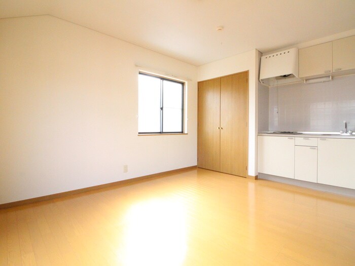 物件内観写真8　(居室)