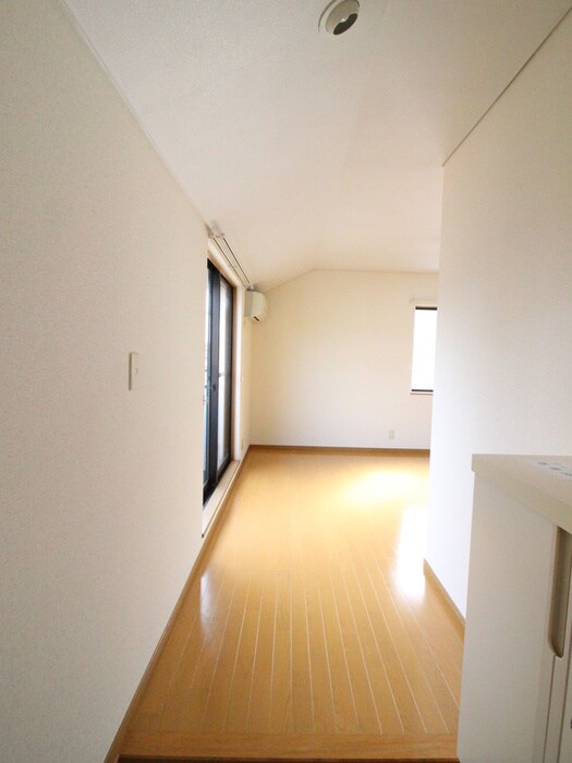 物件内観写真21　(廊下)