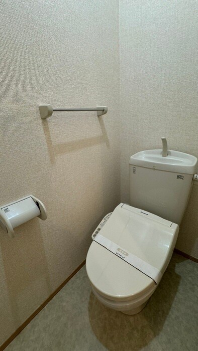 物件内観写真10　(トイレ)