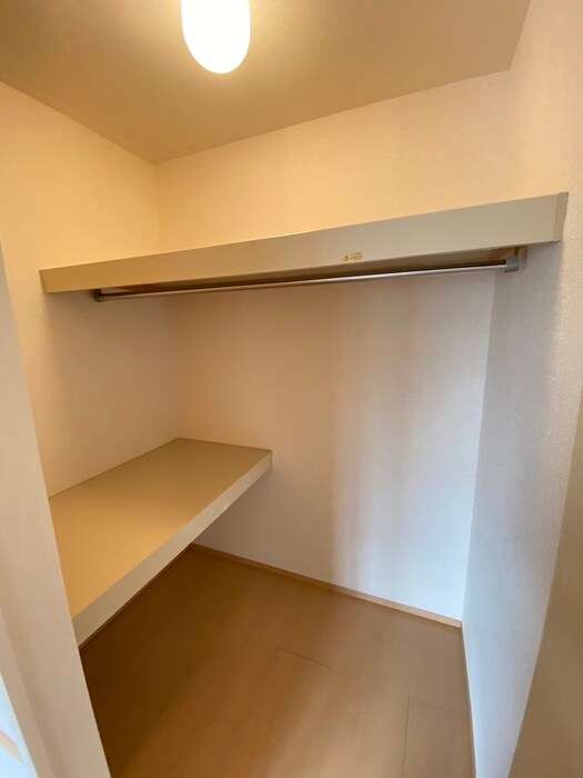 物件内観写真11　(収納)