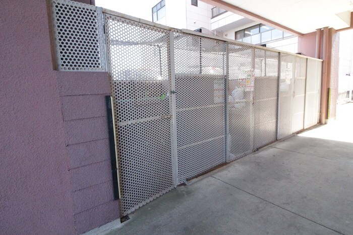 物件外観写真3　(建物設備)