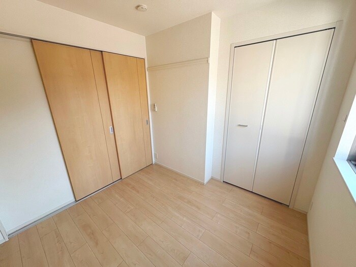 物件内観写真9　(居室)