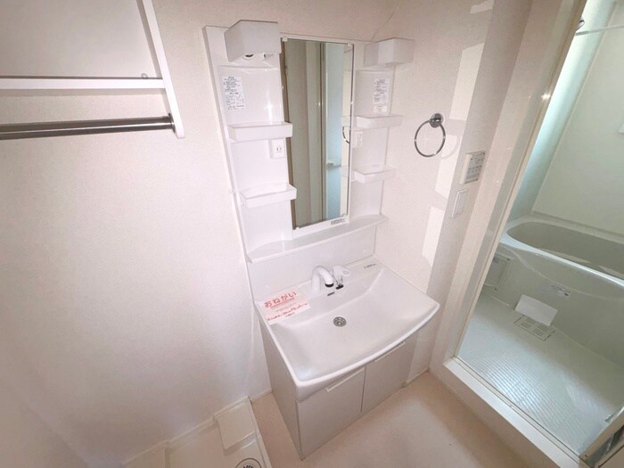 物件内観写真13　(洗面)