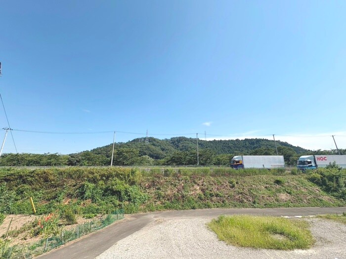 物件内観写真20　(室内からの展望)