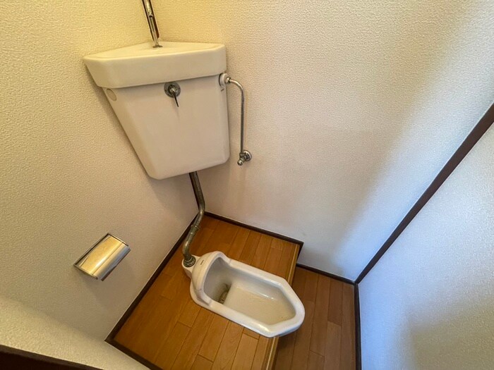 物件内観写真15　(トイレ)