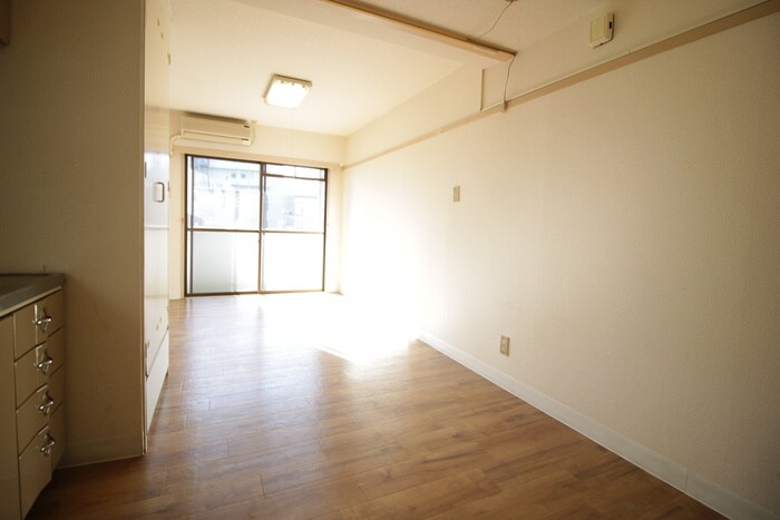 物件内観写真17　(居室)