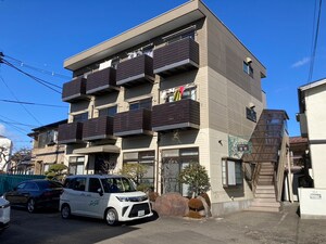 コ－ポラス清京外観写真