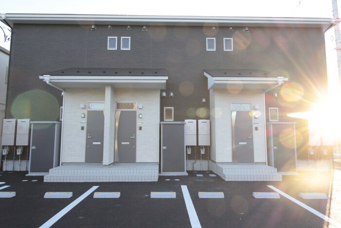 物件外観写真5　(外観写真)