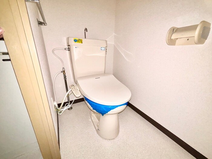 物件内観写真13　(トイレ)