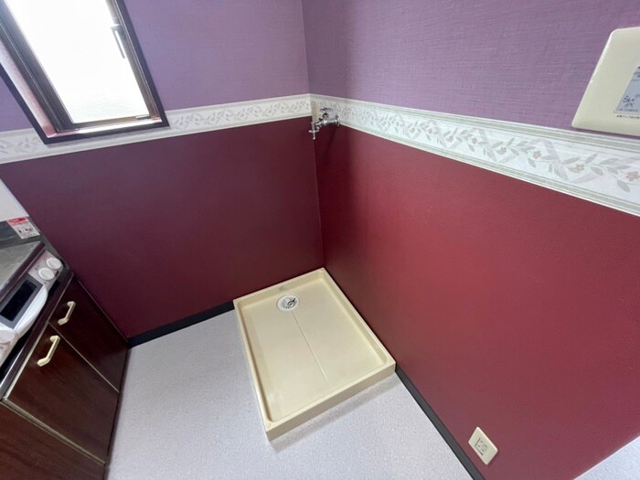 物件内観写真13　(洗濯機置場)