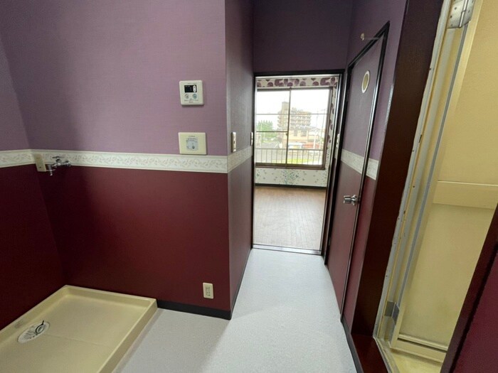 物件内観写真15　(廊下)