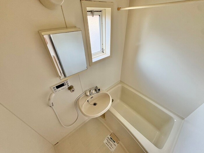 物件内観写真9　(バス／シャワールーム等)