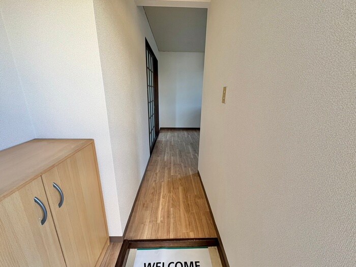 物件内観写真19　(廊下)