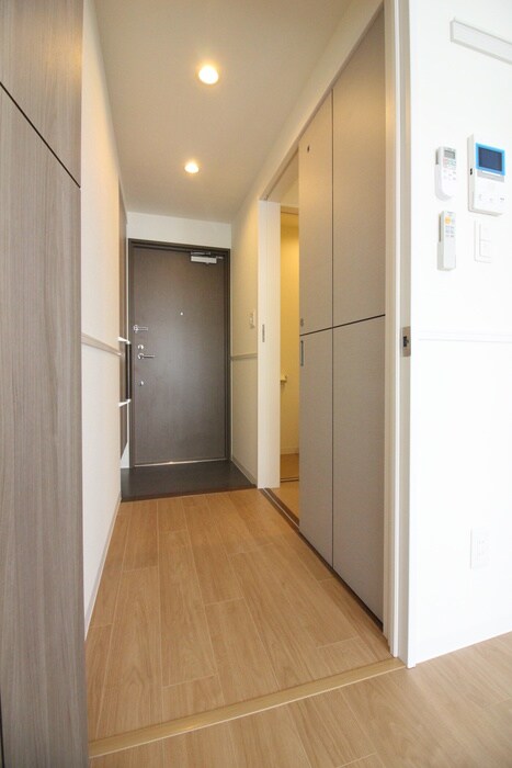 物件内観写真17　(廊下)