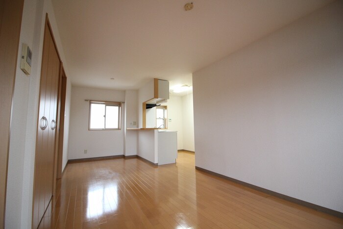 物件内観写真10　(居室)