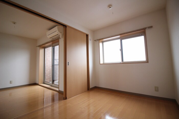 物件内観写真17　(居室)