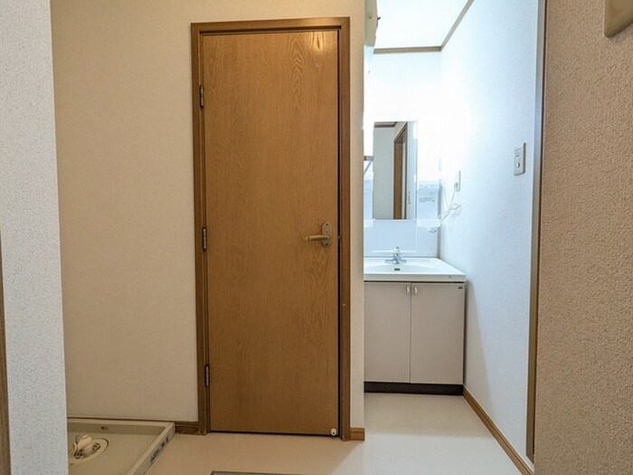 物件内観写真12　(洗面)